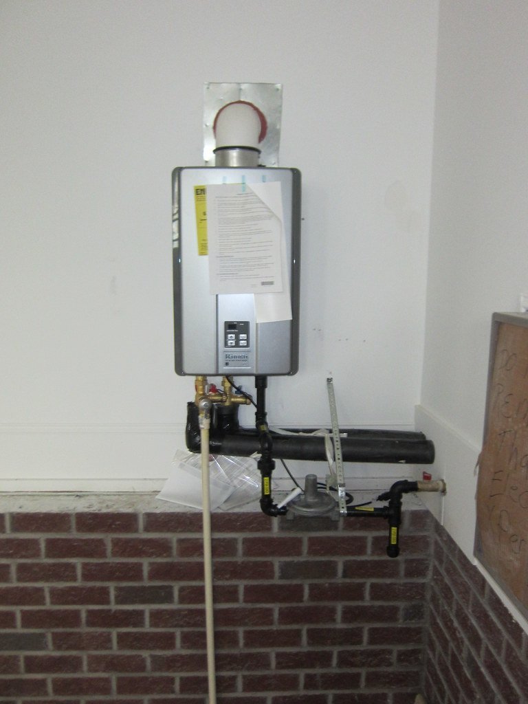 Tankless water heater service for Boulder City Nevada homeowners