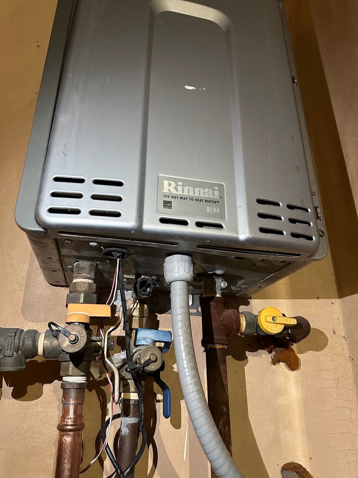 Tankless water heater installation and repair for Boulder City NV
